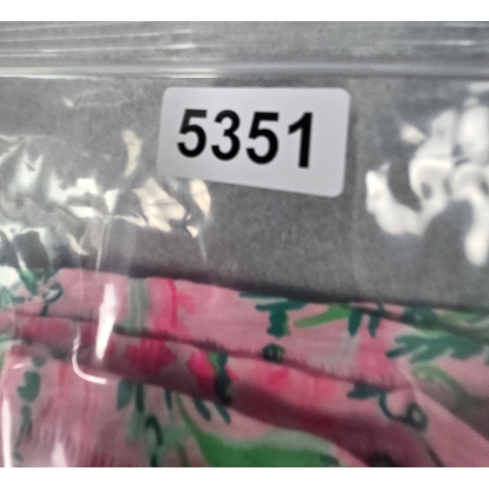 Lilly Pulitzer M Hot Pink Tropical Print V-neck T-shirt Top Resort Cruise Wear - Picture 8 of 8